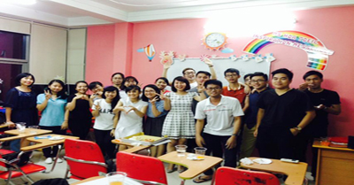 Từ một đứa nghĩ trong đầu “hôm nay lại đi học” chuyển thành “hôm nay lại được đi học roài”