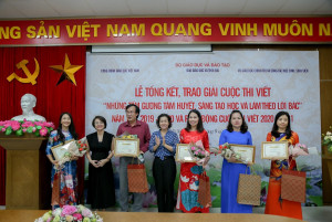 [Giáo dục & thời đại] IMAP Việt Nam tài trợ trao giải cuộc thi “Những tấm gương tâm huyết, sáng tạo học và làm theo lời Bác” lần thứ III