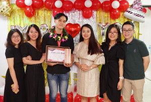 LỄ TRAO GIẢI TEACHER OF THE MONTH THÁNG 5/ 2020